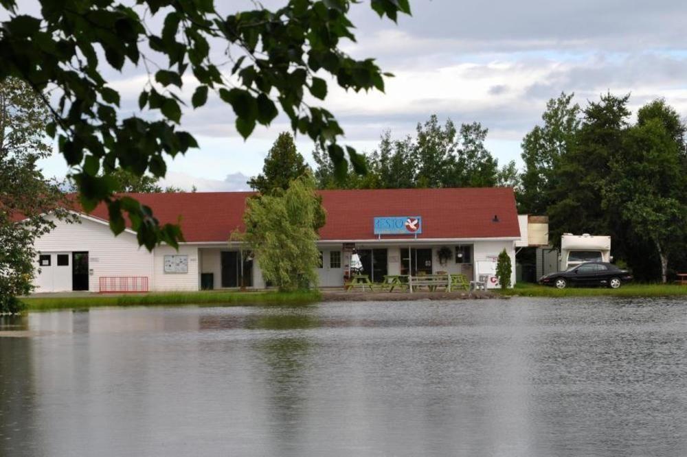 Hotel Camping & Chalets De La Demi-Lieue Saint-Jean-Port-Joli Exteriér fotografie